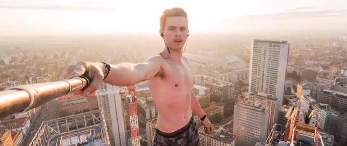Skyclimber: Scaling The Eiffel Tower (London Premiere) - LIFF